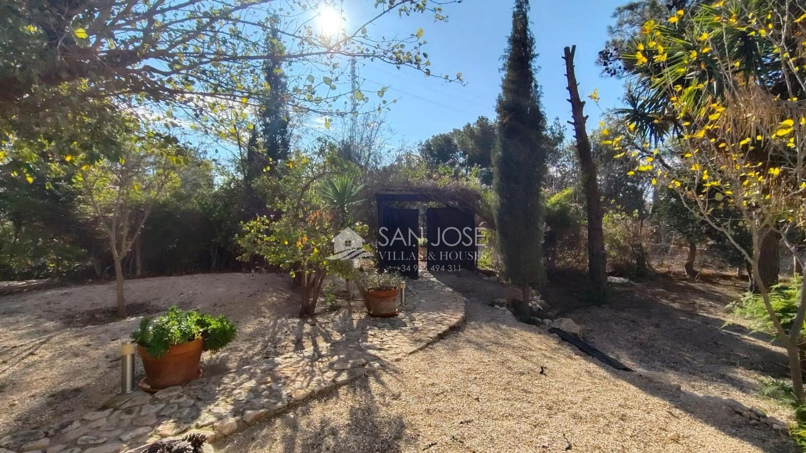 6 soverom Villa til salgs i Monforte del Cid med svømmebasseng - € 415 000 (Ref: 8729768)