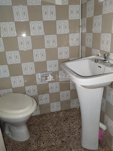 Commercieel te koop in Novelda - € 64.500 (Ref: 8741617)