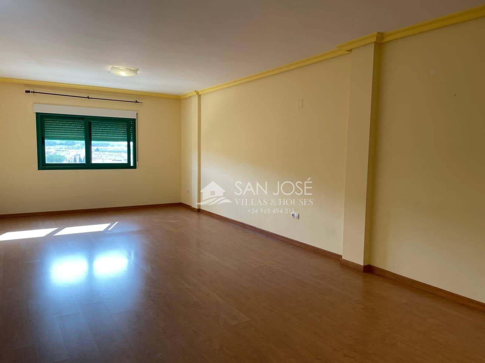 3 sypialnia Penthouse na sprzedaż w Pinoso z basenem - 207 260 € (Ref: 8764177)