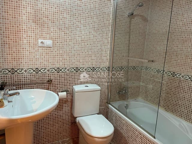 3 quarto Penthouse para venda em Pinoso com piscina - 207 260 € (Ref: 8764177)
