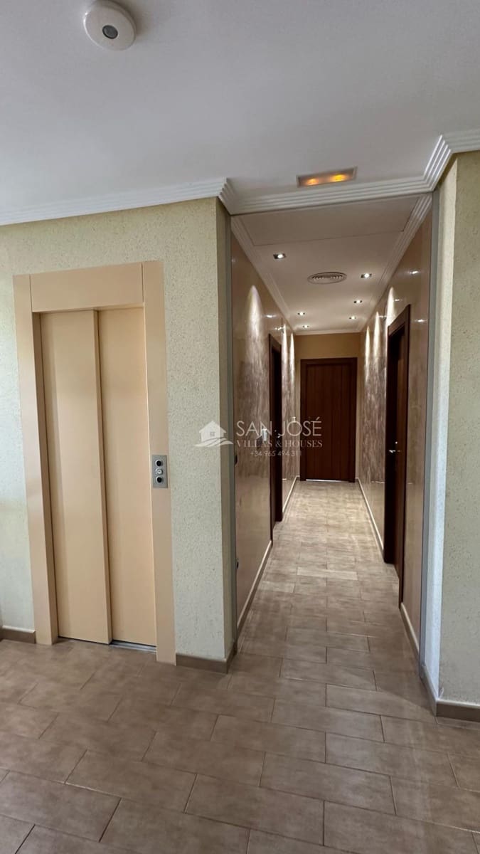 5 soveværelse Villa til salg i Aspe med swimmingpool garage - € 850.000 (Ref: 8774004)