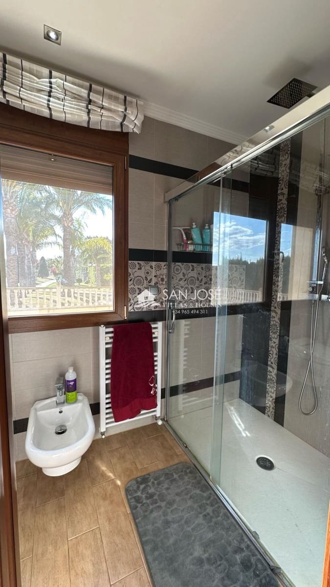 5 soveværelse Villa til salg i Aspe med swimmingpool garage - € 850.000 (Ref: 8774004)