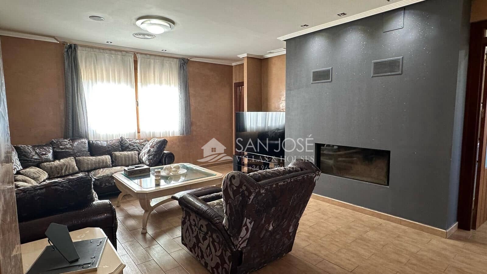 5 soveværelse Villa til salg i Aspe med swimmingpool garage - € 850.000 (Ref: 8774004)