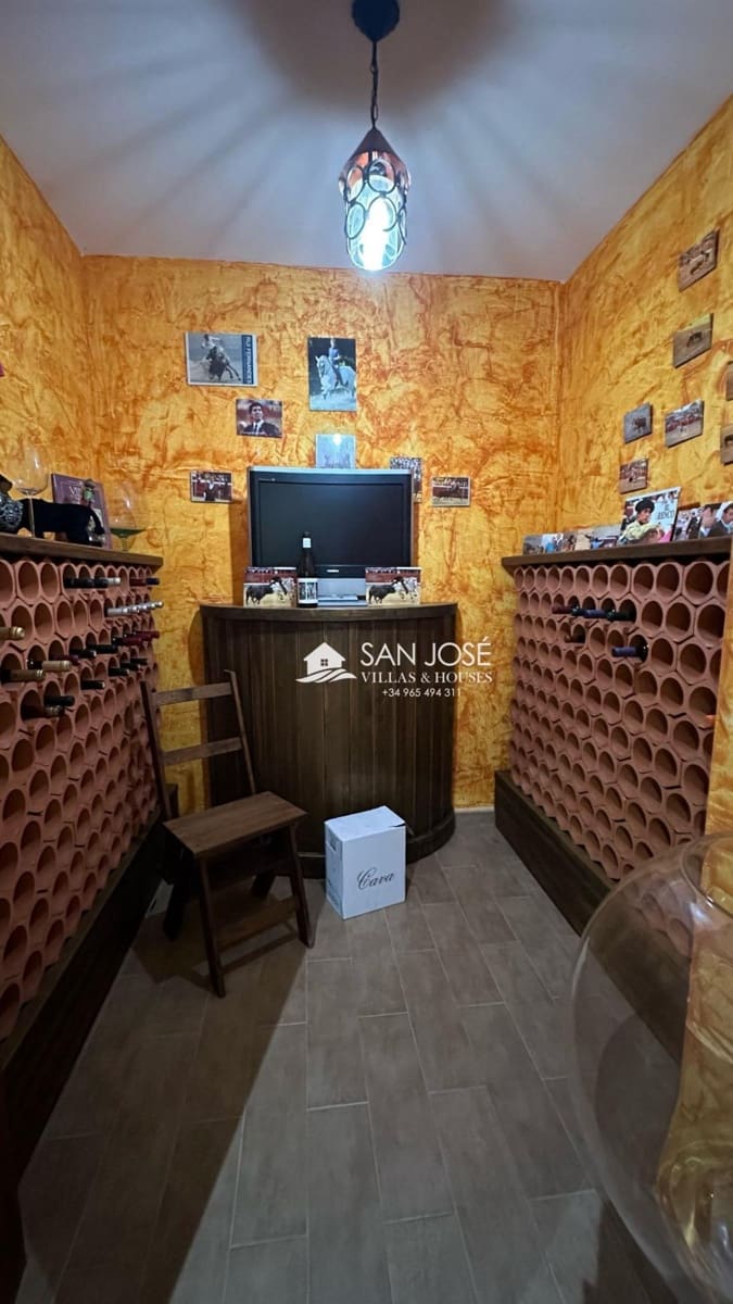 5 soveværelse Villa til salg i Aspe med swimmingpool garage - € 850.000 (Ref: 8774004)