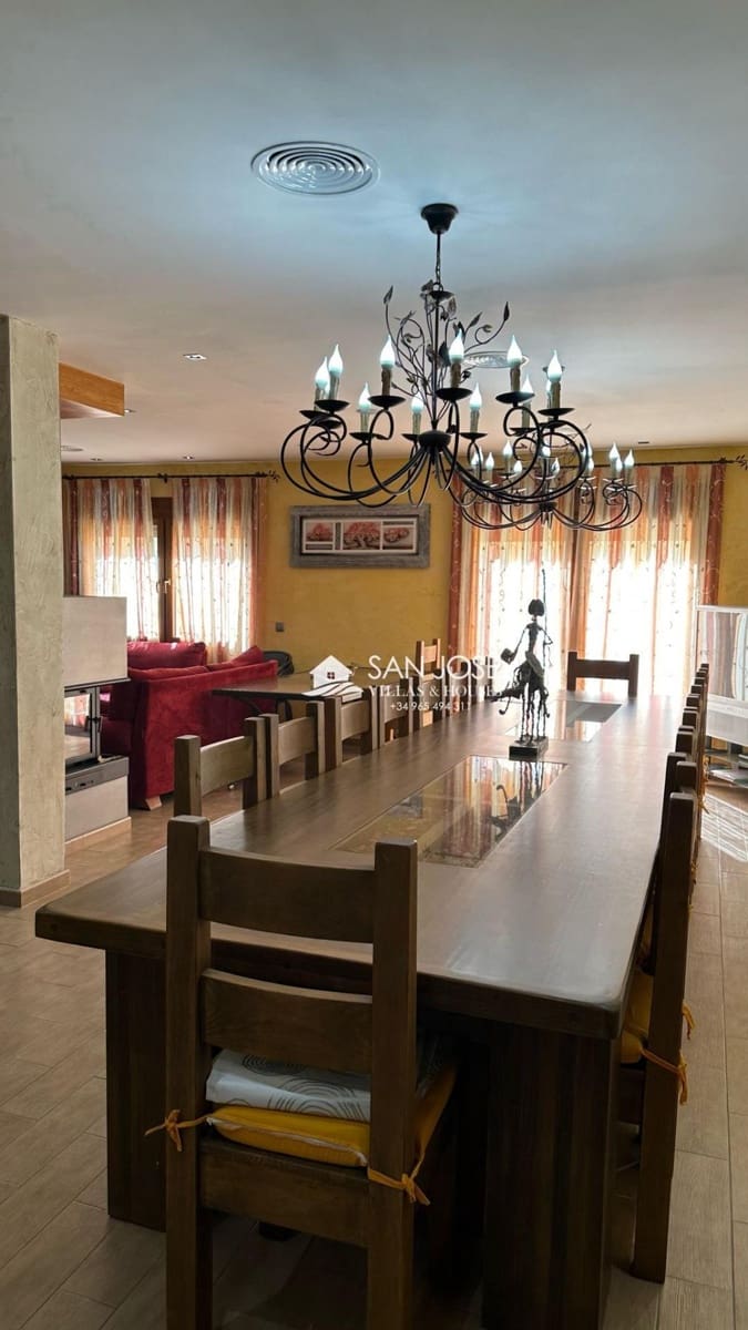 5 soveværelse Villa til salg i Aspe med swimmingpool garage - € 850.000 (Ref: 8774004)