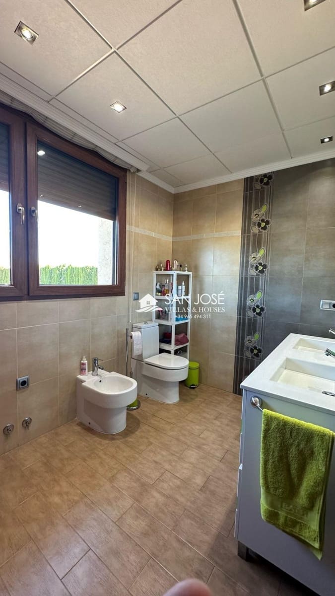 5 soveværelse Villa til salg i Aspe med swimmingpool garage - € 850.000 (Ref: 8774004)