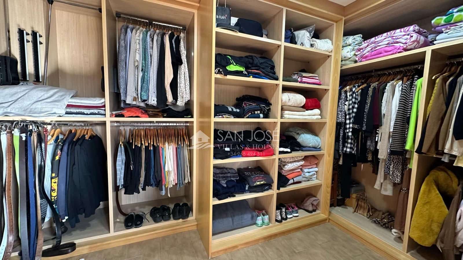 5 soveværelse Villa til salg i Aspe med swimmingpool garage - € 850.000 (Ref: 8774004)