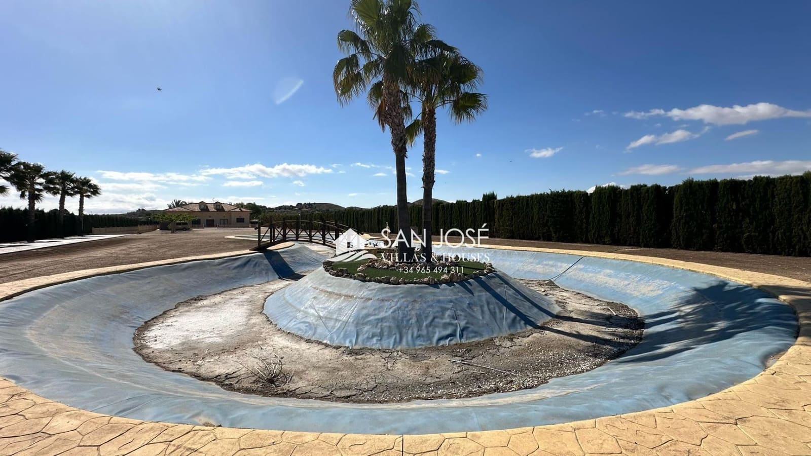 5 soveværelse Villa til salg i Aspe med swimmingpool garage - € 850.000 (Ref: 8774004)