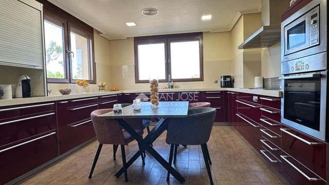 5 soveværelse Villa til salg i Aspe med swimmingpool garage - € 850.000 (Ref: 8774004)