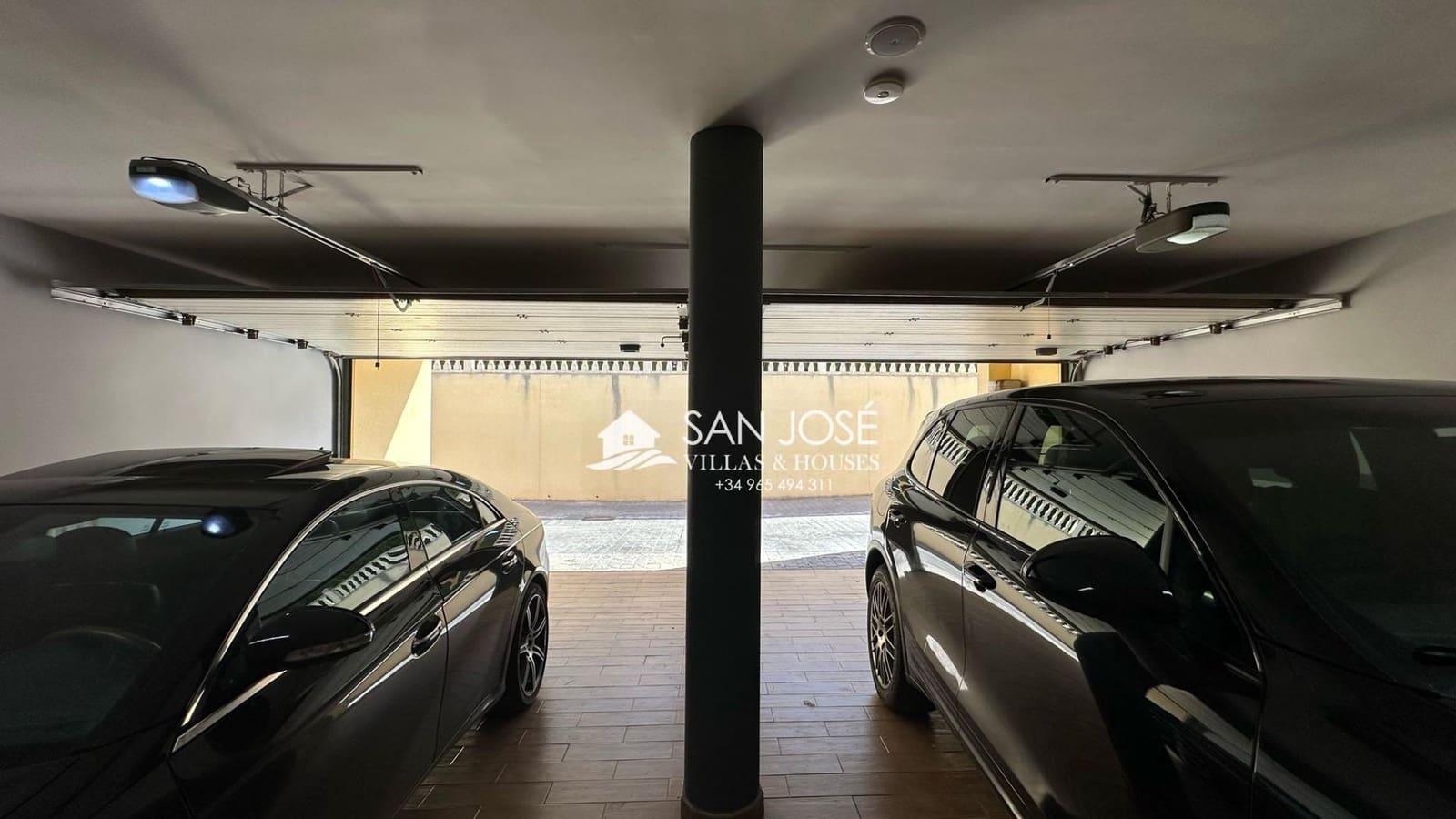 5 soveværelse Villa til salg i Aspe med swimmingpool garage - € 850.000 (Ref: 8774004)