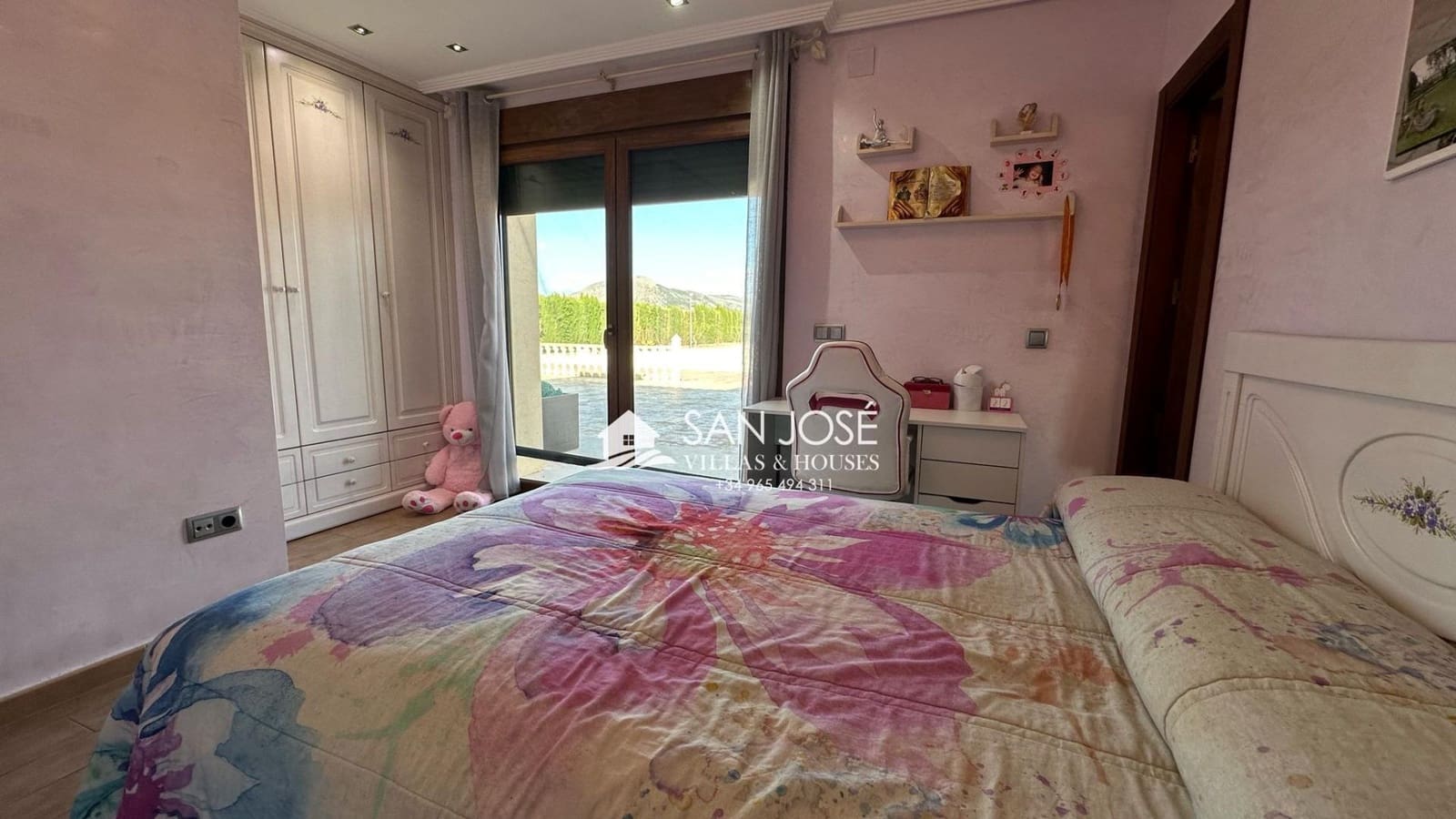 5 soveværelse Villa til salg i Aspe med swimmingpool garage - € 850.000 (Ref: 8774004)