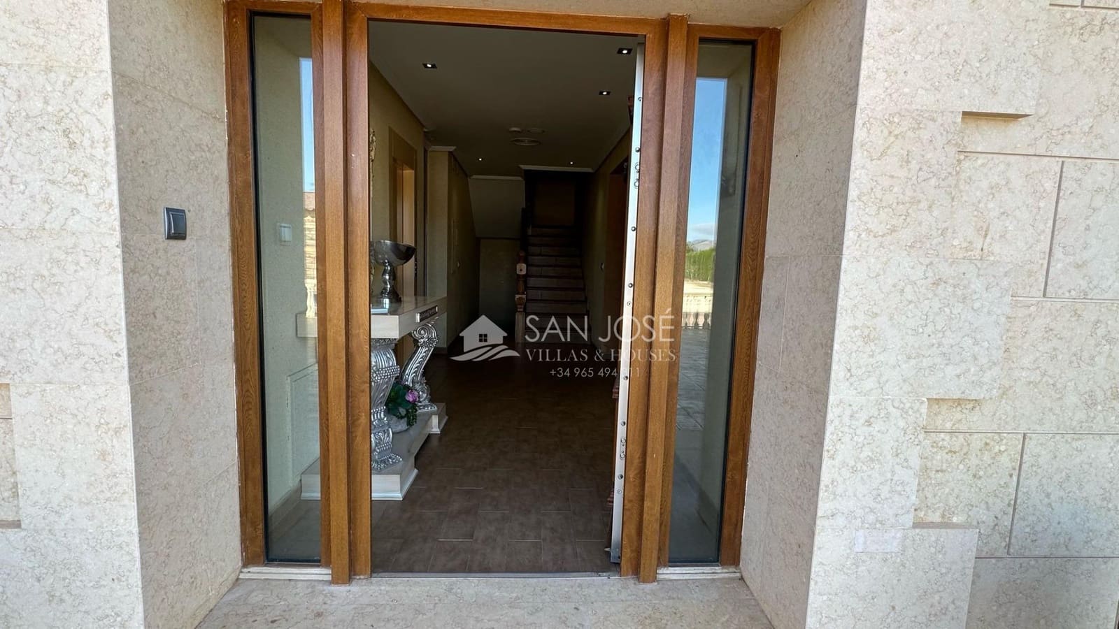 5 soveværelse Villa til salg i Aspe med swimmingpool garage - € 850.000 (Ref: 8774004)