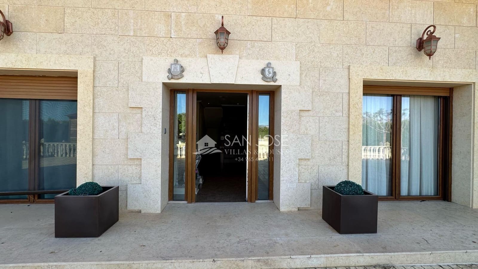 5 soveværelse Villa til salg i Aspe med swimmingpool garage - € 850.000 (Ref: 8774004)