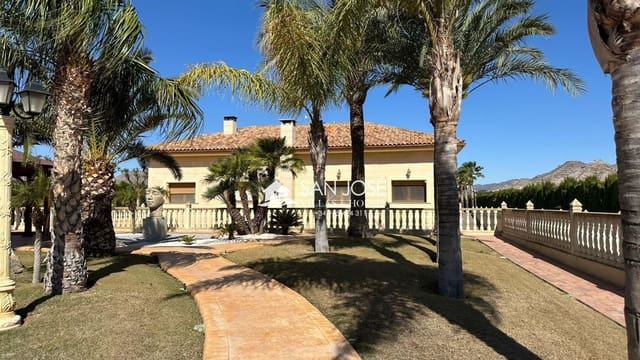 5 soveværelse Villa til salg i Aspe med swimmingpool garage - € 850.000 (Ref: 8774004)