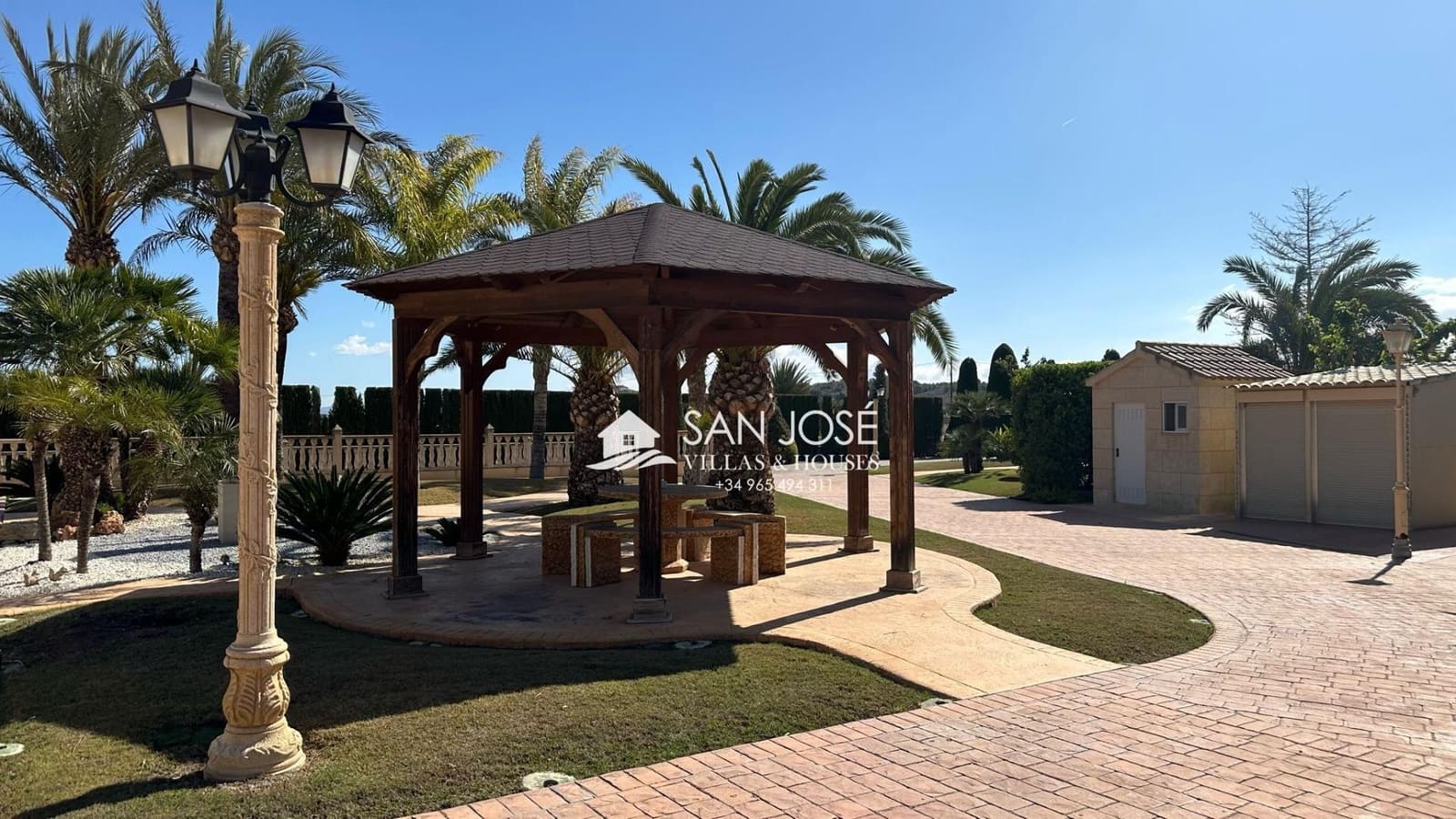 5 soveværelse Villa til salg i Aspe med swimmingpool garage - € 850.000 (Ref: 8774004)