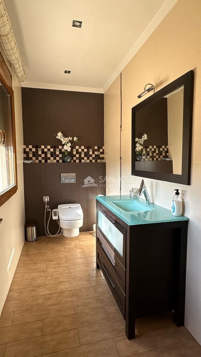 5 soveværelse Villa til salg i Aspe med swimmingpool garage - € 850.000 (Ref: 8774004)