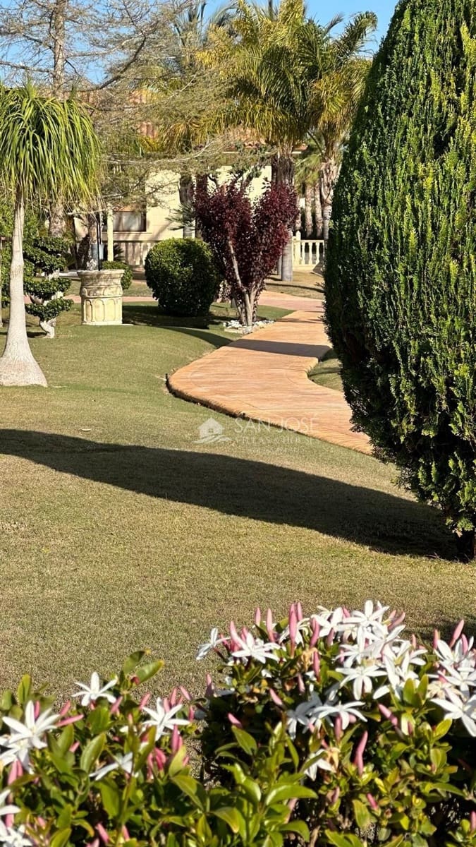 5 soveværelse Villa til salg i Aspe med swimmingpool garage - € 850.000 (Ref: 8774004)