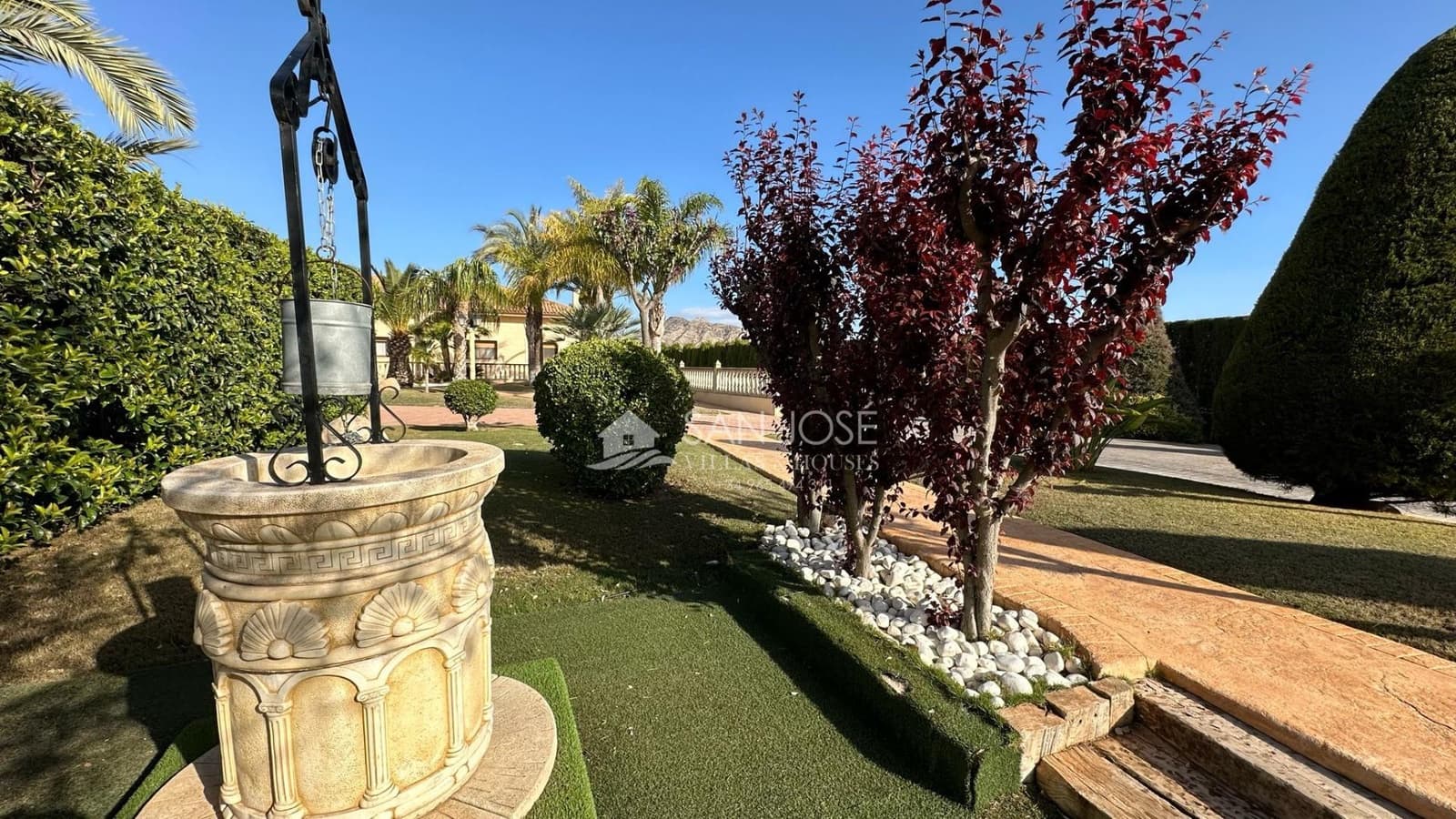 5 soveværelse Villa til salg i Aspe med swimmingpool garage - € 850.000 (Ref: 8774004)