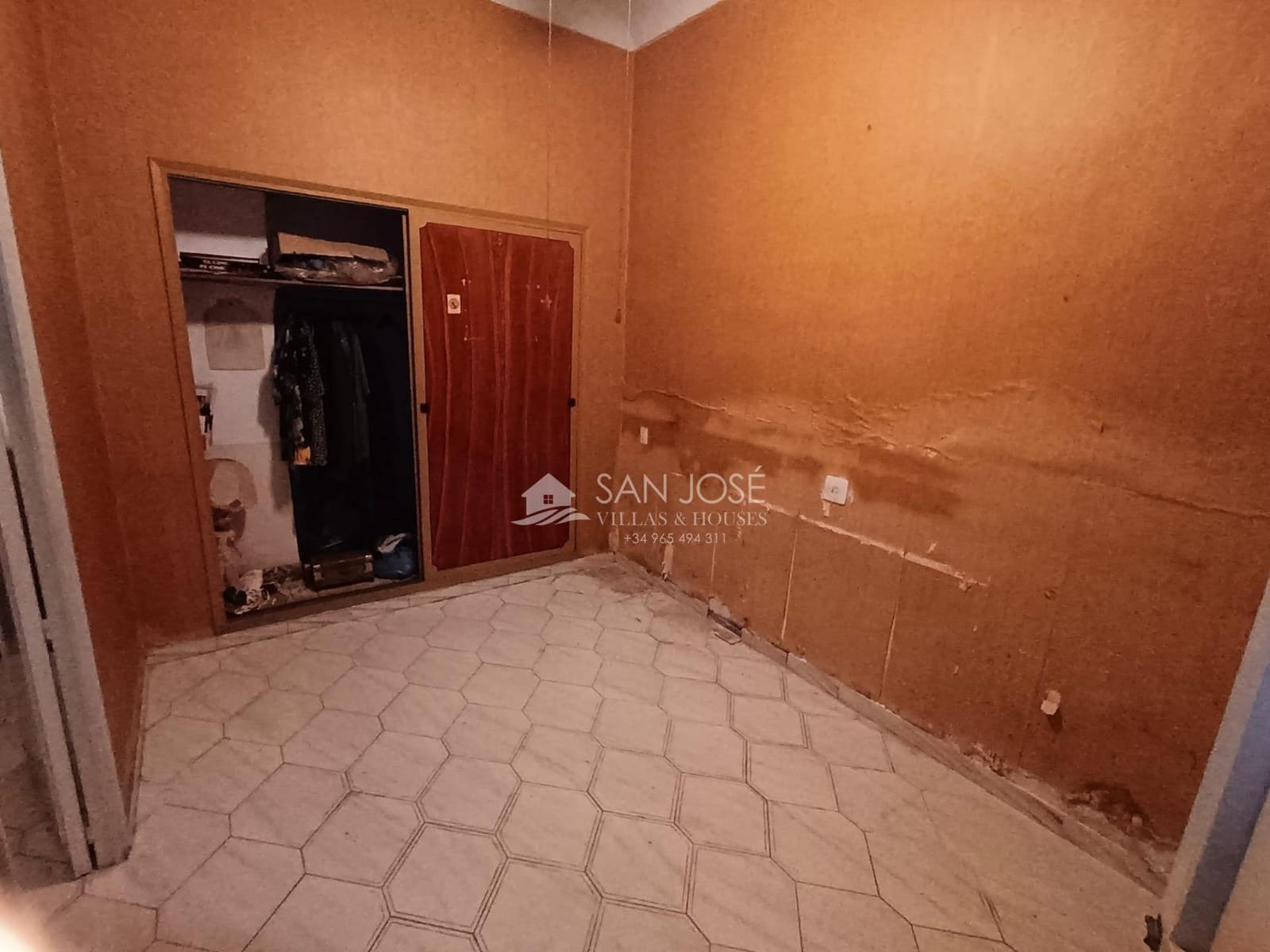 3 soverom Hus til salgs i Novelda - € 80 000 (Ref: 8783954)