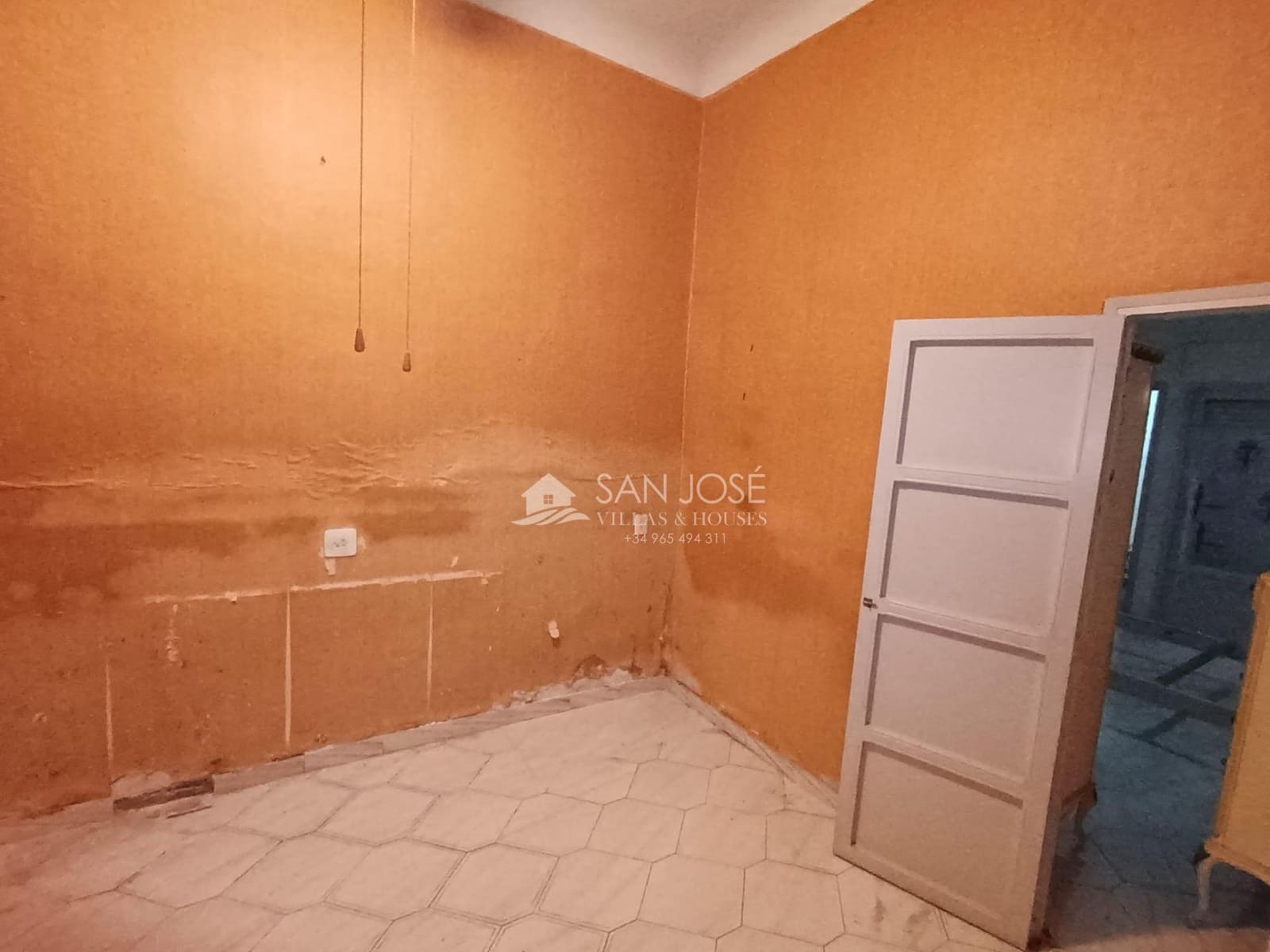 3 soverom Hus til salgs i Novelda - € 80 000 (Ref: 8783954)