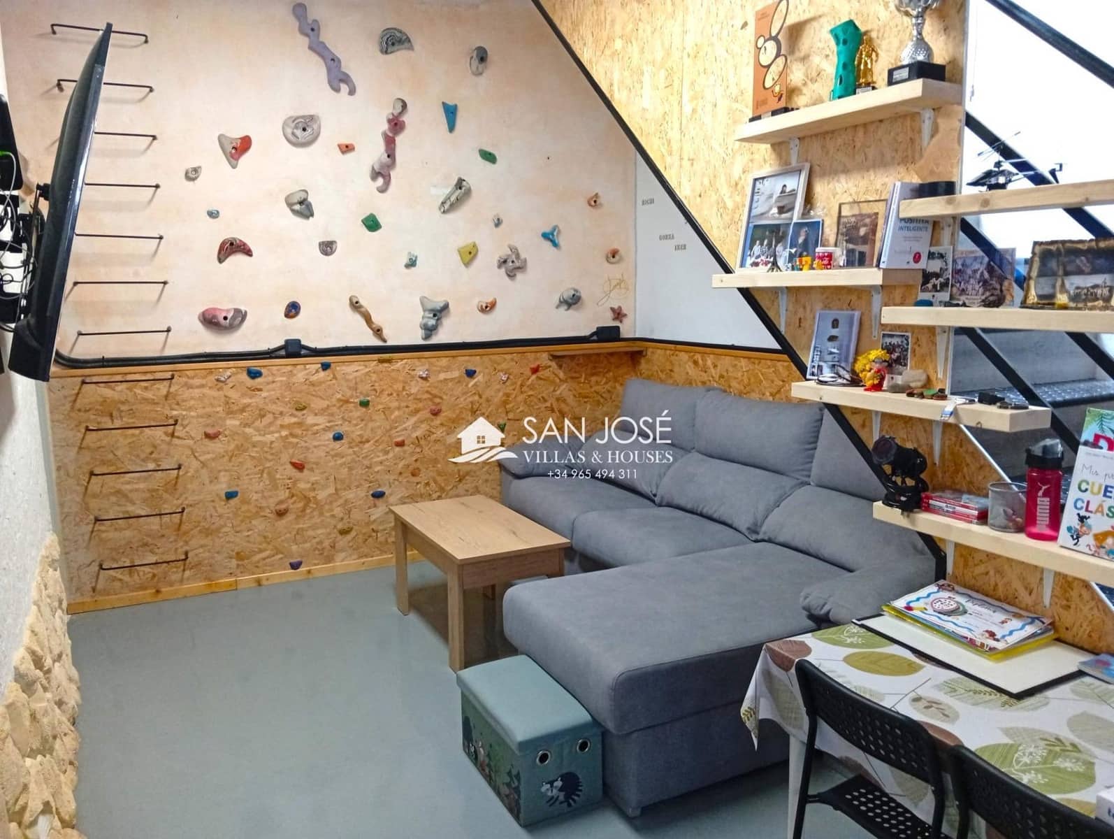 3 bedroom Villa for sale in Monforte del Cid with garage - € 268,470 (Ref: 8798774)