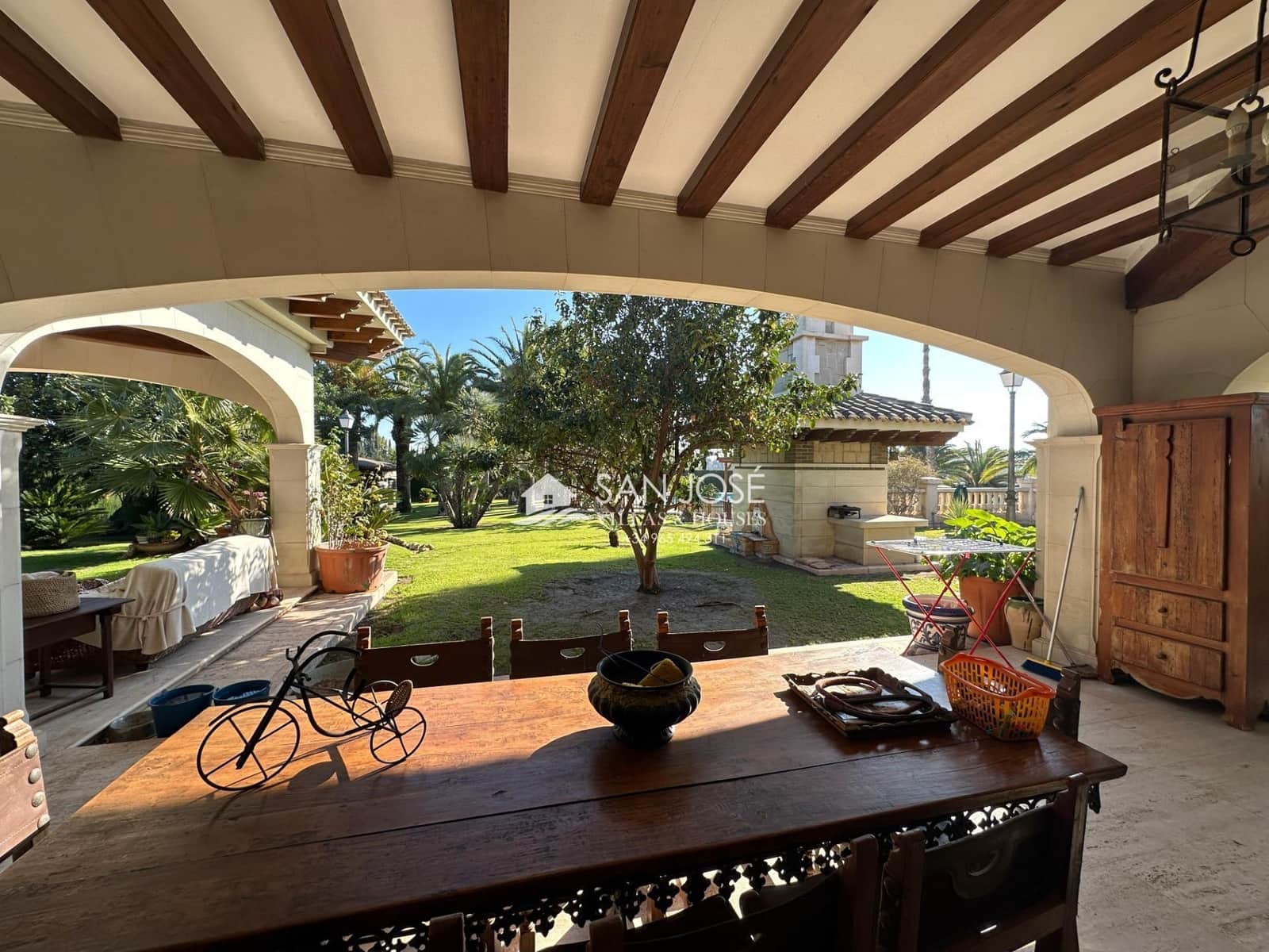 8 soveværelse Villa til salg i Novelda med swimmingpool - € 1.300.000 (Ref: 8802076)