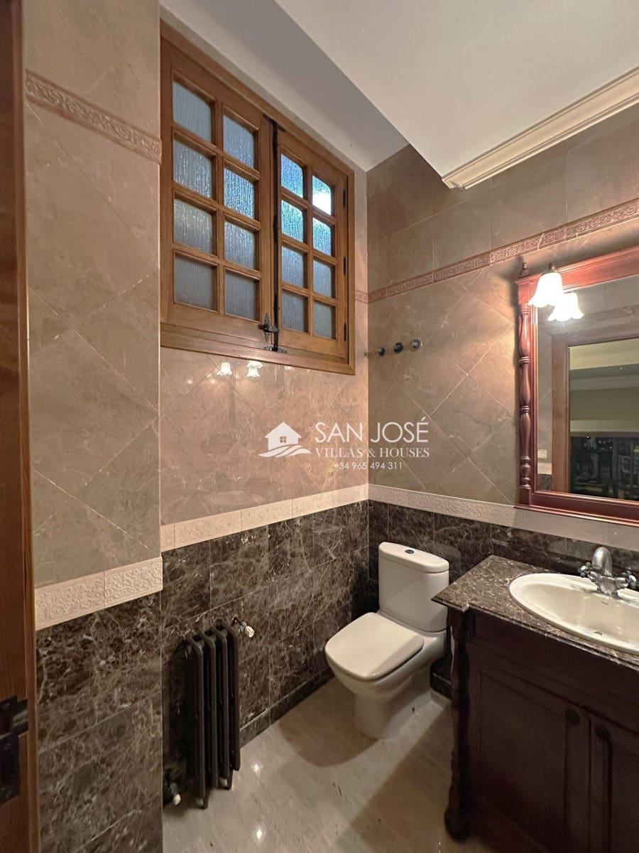 8 soveværelse Villa til salg i Novelda med swimmingpool - € 1.300.000 (Ref: 8802076)