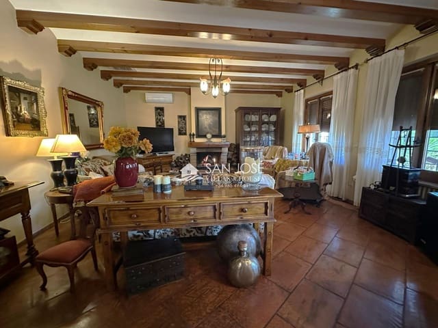 8 soveværelse Villa til salg i Novelda med swimmingpool - € 1.300.000 (Ref: 8802076)