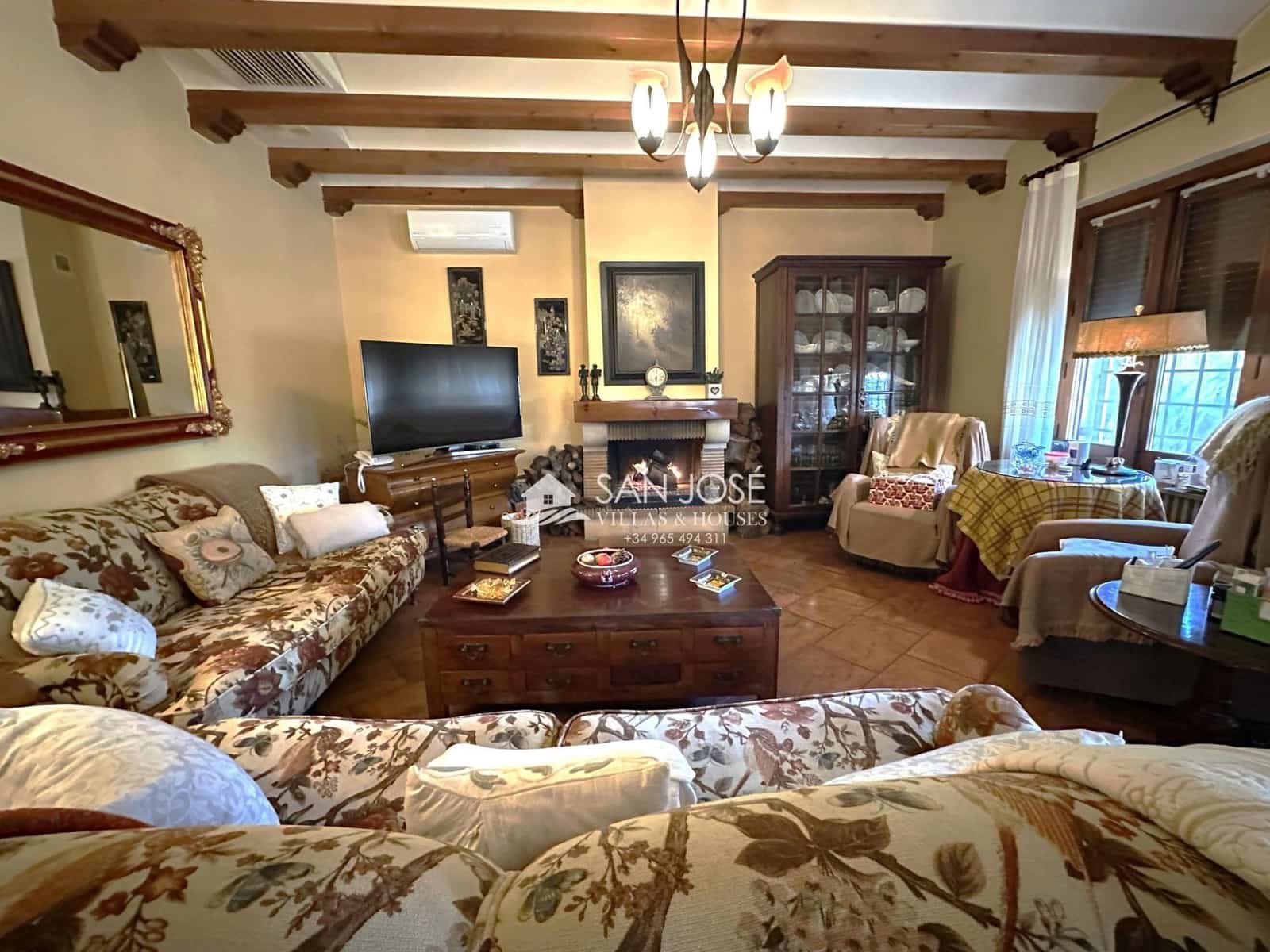 8 soveværelse Villa til salg i Novelda med swimmingpool - € 1.300.000 (Ref: 8802076)