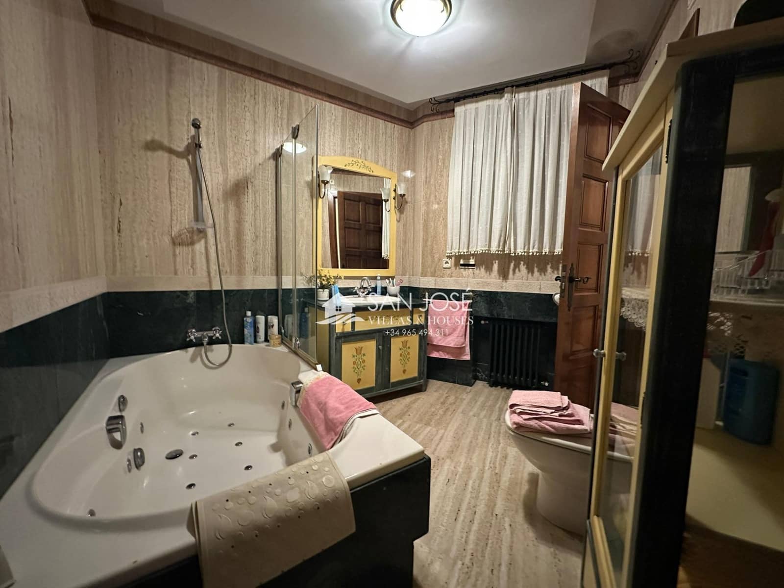 8 soveværelse Villa til salg i Novelda med swimmingpool - € 1.300.000 (Ref: 8802076)