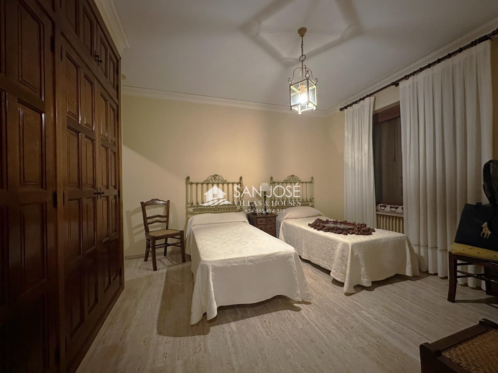 8 soveværelse Villa til salg i Novelda med swimmingpool - € 1.300.000 (Ref: 8802076)