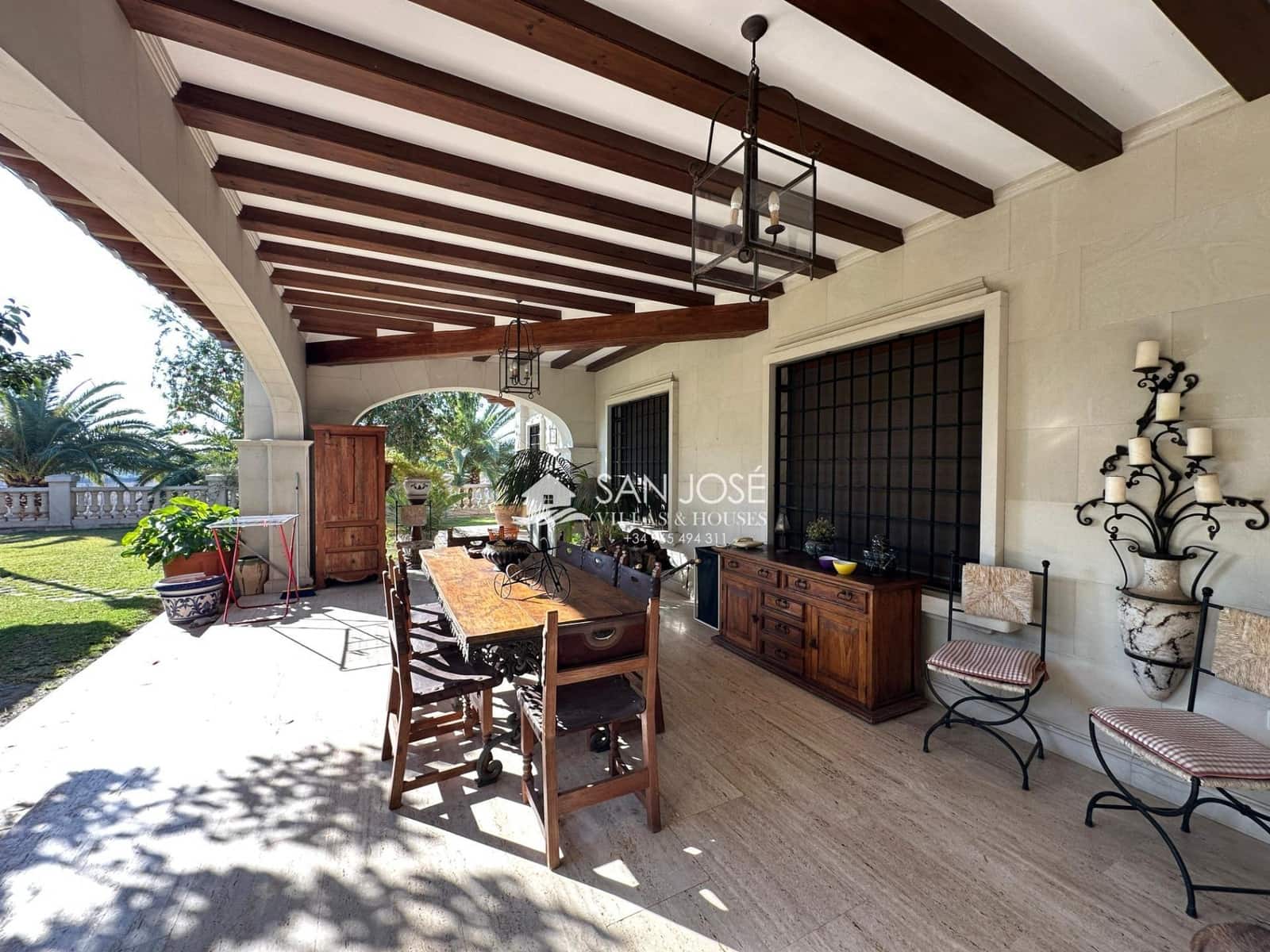 8 soveværelse Villa til salg i Novelda med swimmingpool - € 1.300.000 (Ref: 8802076)