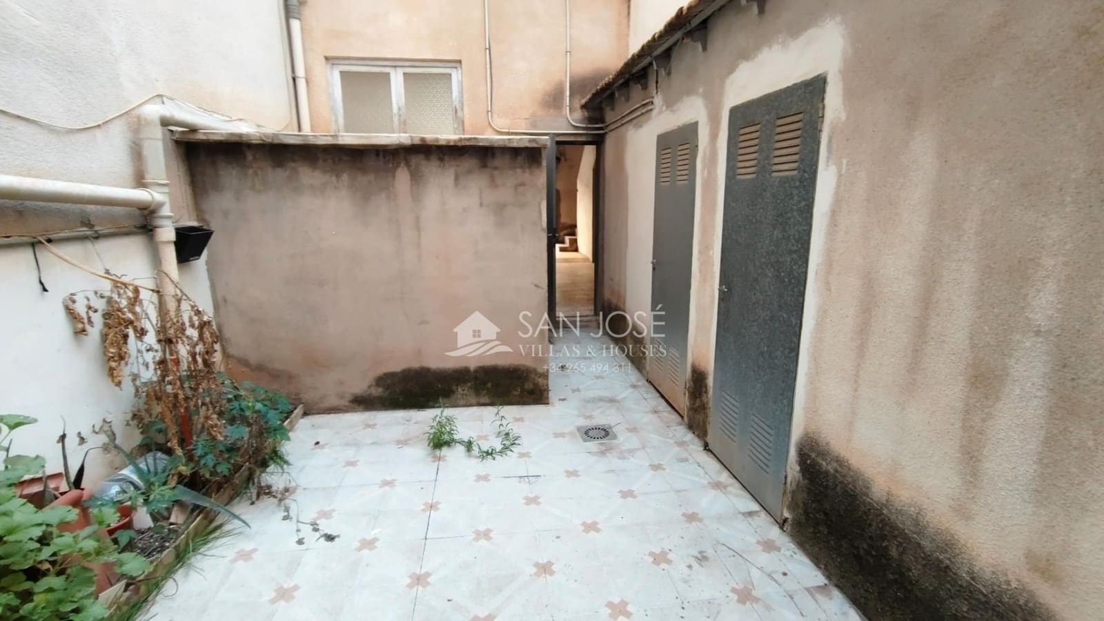 10 soveværelse Byhus til salg i Novelda med garage - € 378.000 (Ref: 8802077)