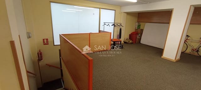 Commercial for sale in Centro, Elche / Elx - € 149,300 (Ref: 8836626)