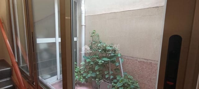 Commercial for sale in Centro, Elche / Elx - € 149,300 (Ref: 8836626)