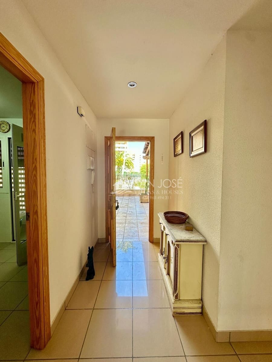 3 soveværelse Lejlighed til salg i Playa de Muchavista med swimmingpool garage - € 570.000 (Ref: 8845447)