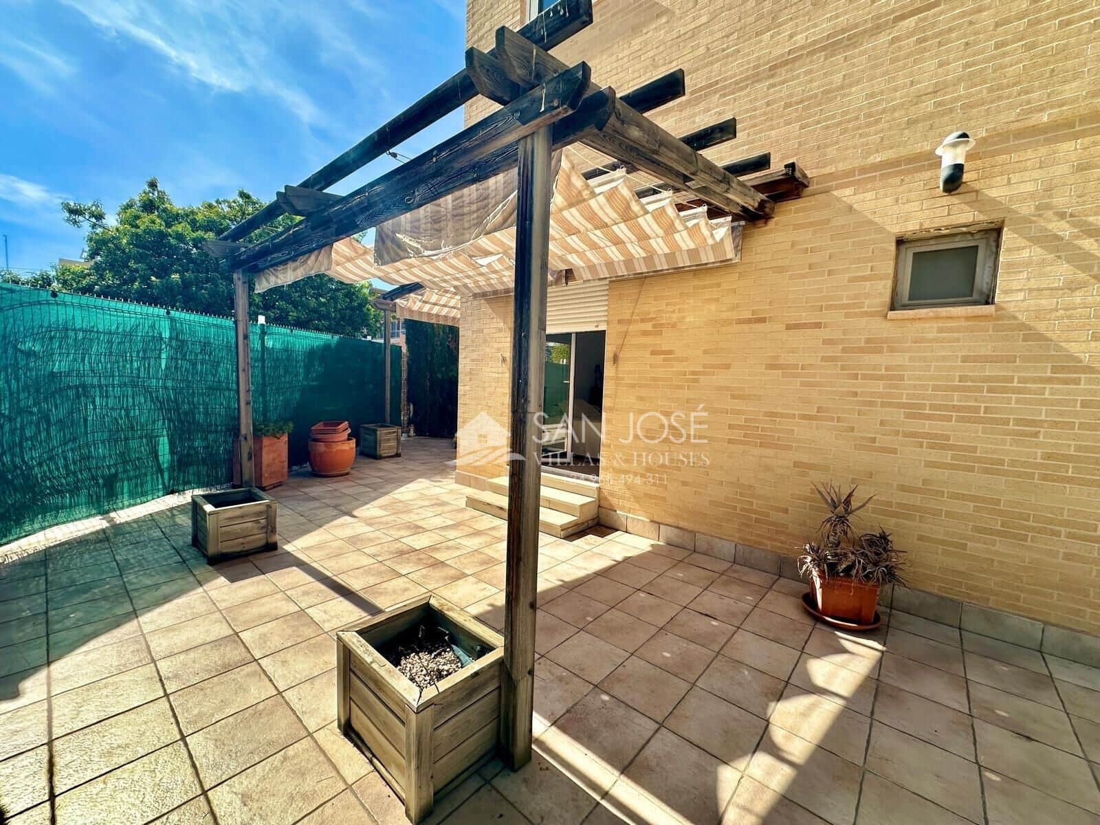 3 soveværelse Lejlighed til salg i Playa de Muchavista med swimmingpool garage - € 570.000 (Ref: 8845447)