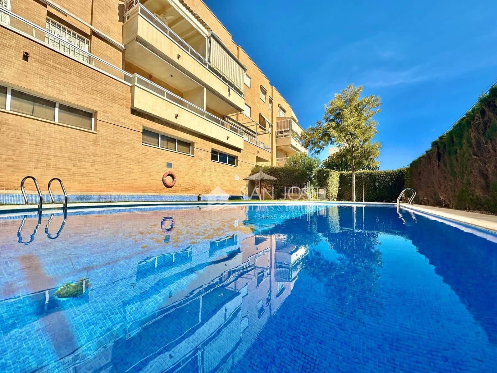3 soveværelse Lejlighed til salg i Playa de Muchavista med swimmingpool garage - € 570.000 (Ref: 8845447)