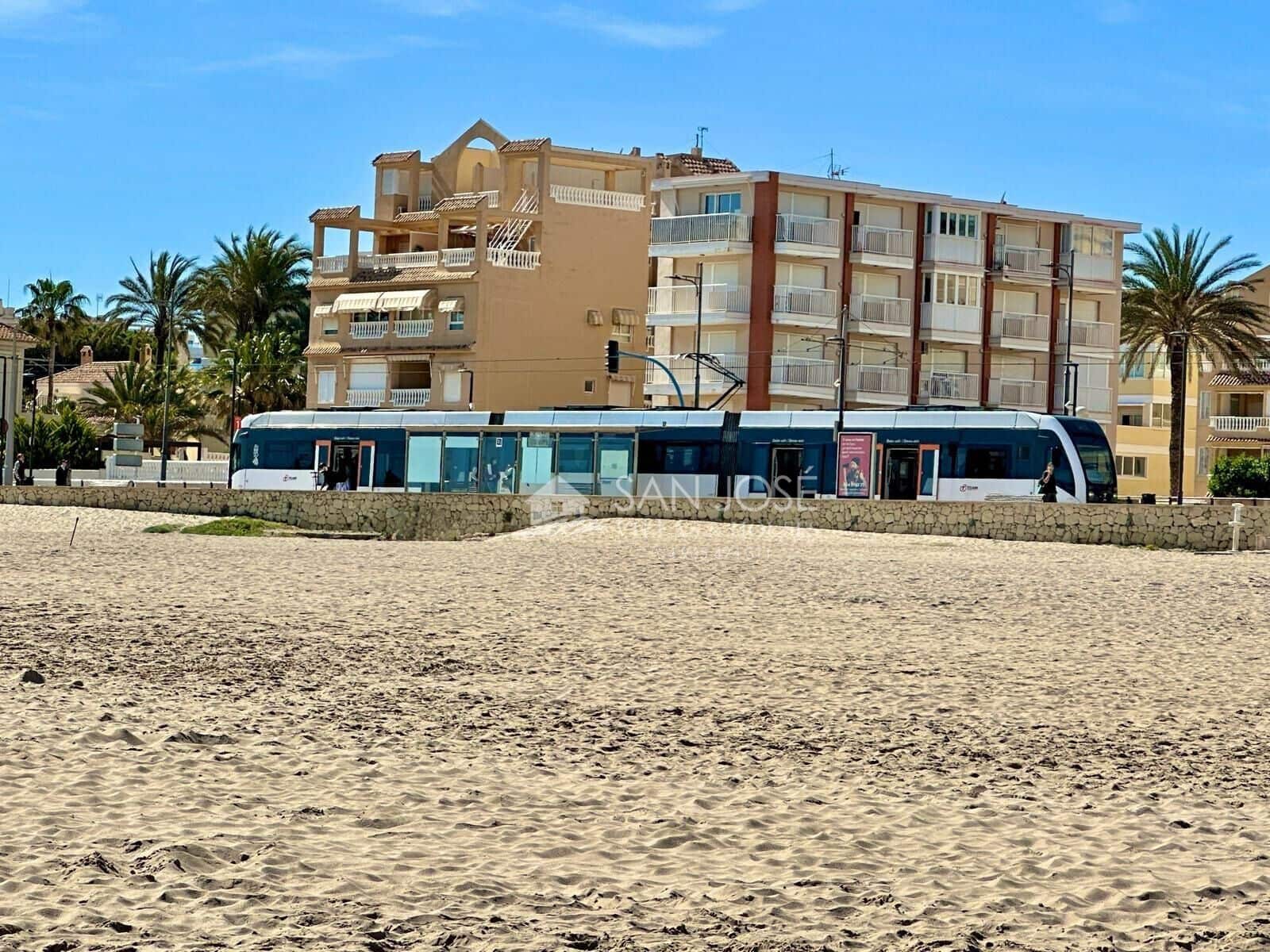 3 soveværelse Lejlighed til salg i Playa de Muchavista med swimmingpool garage - € 570.000 (Ref: 8845447)