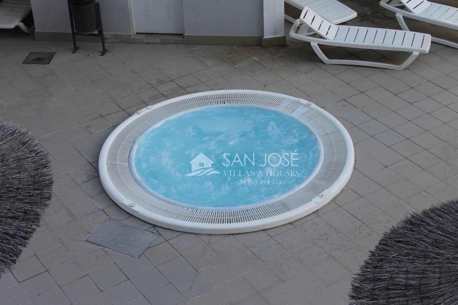 1 bedroom Apartment for sale in Alicante / Alacant city with pool garage - € 165,000 (Ref: 8849719)