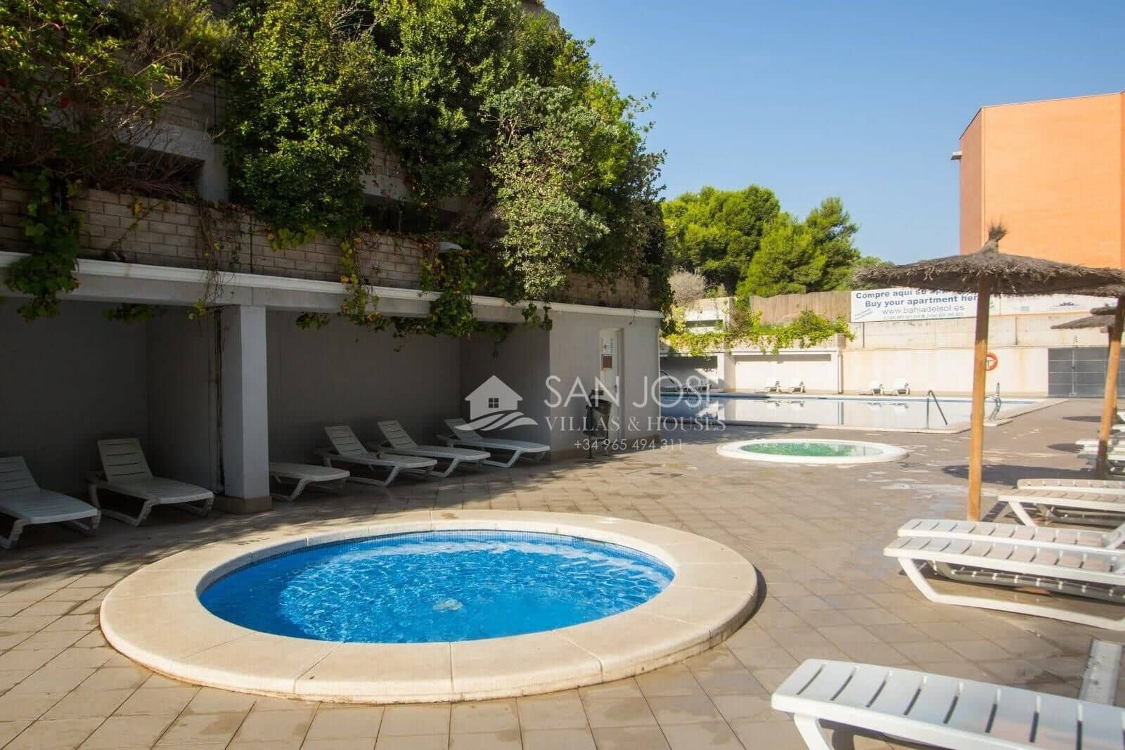 1 bedroom Apartment for sale in Alicante / Alacant city with pool garage - € 165,000 (Ref: 8849719)