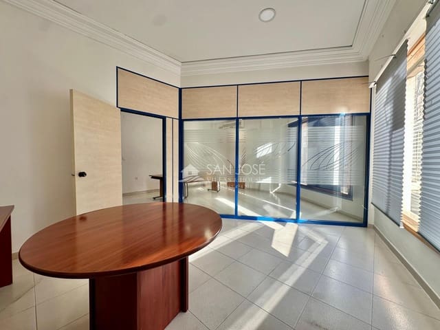 Commercial for rent in Aspe - € 600 (Ref: 8849720)