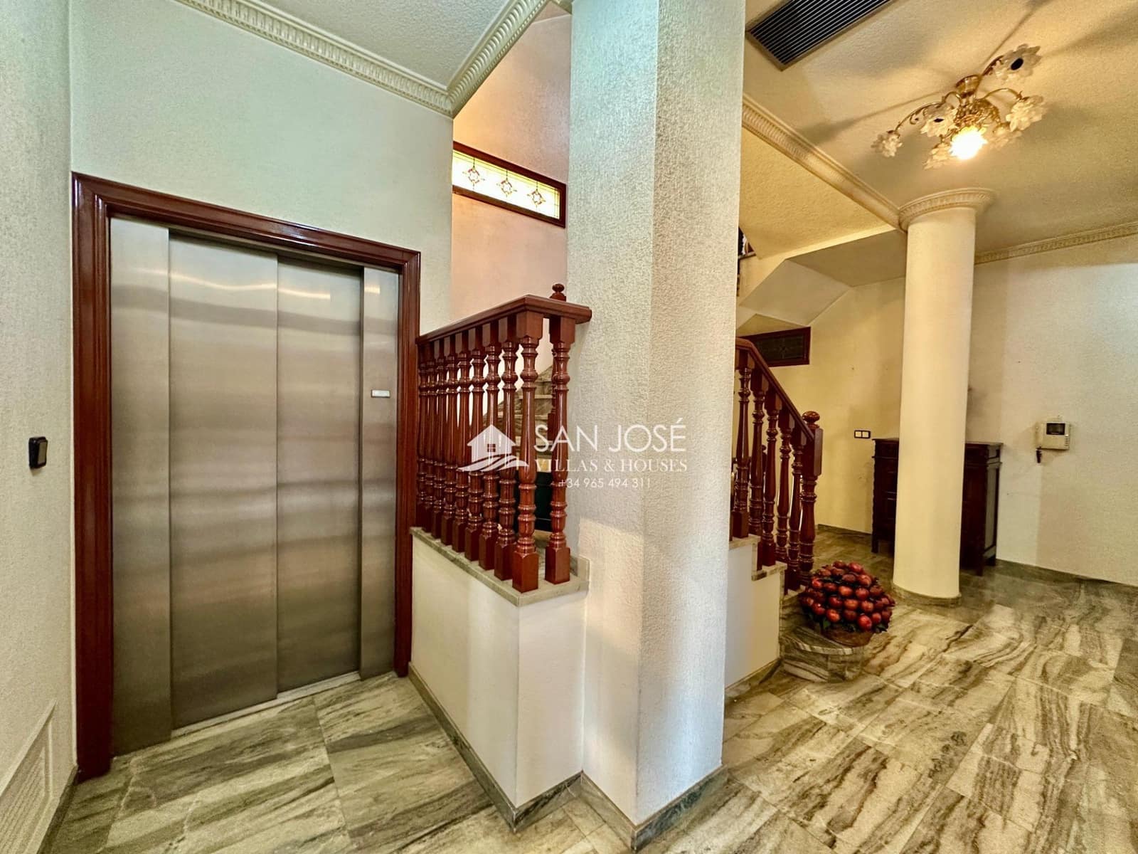 6 chambre Villa/Maison à vendre à Novelda avec piscine - 435 000 € (Ref: 8879802)