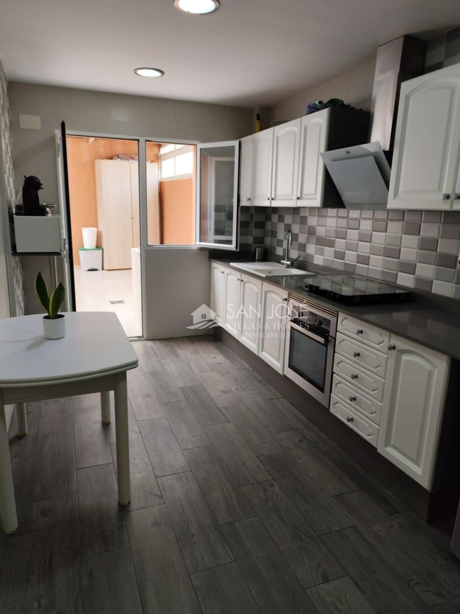 3 quarto Apartamento para arrendar em Aspe - 750 € (Ref: 8886221)