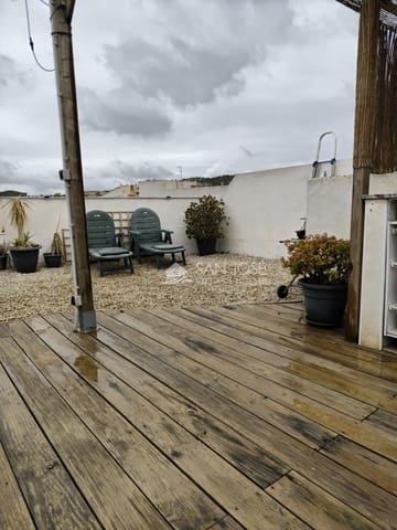 3 Zimmer Apartment zu vermieten in Aspe - 750 € (Ref: 8886221)