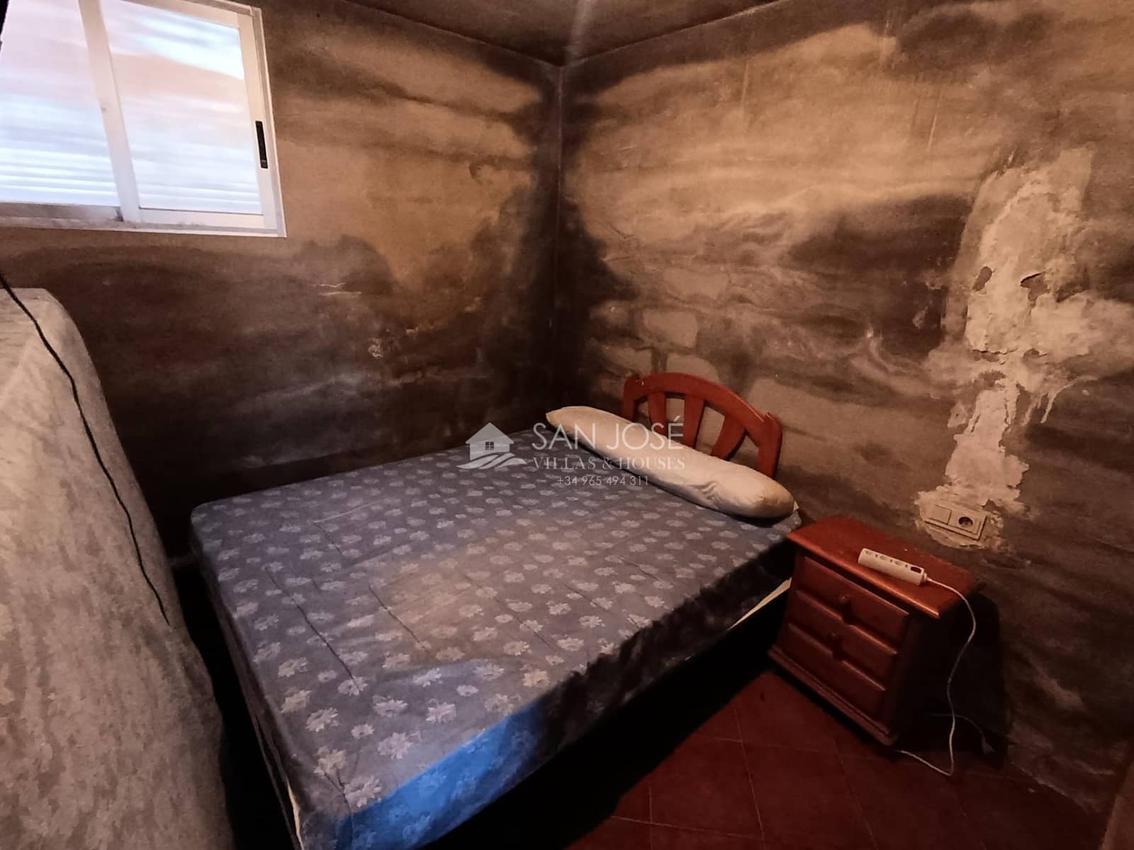 4 makuuhuone Huvila myytävänä paikassa Hondon de las Nieves mukana uima-altaan 
autotalli - 257 000 € (Ref: 8891112)