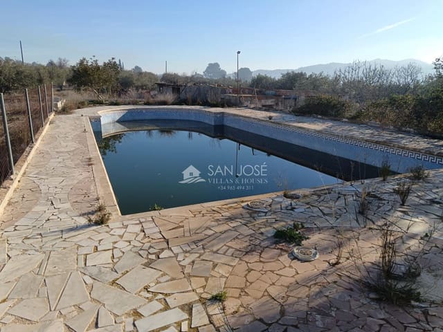 4 makuuhuone Huvila myytävänä paikassa Hondón de las Nieves mukana uima-altaan 
autotalli - 257 000 € (Ref: 8891112)