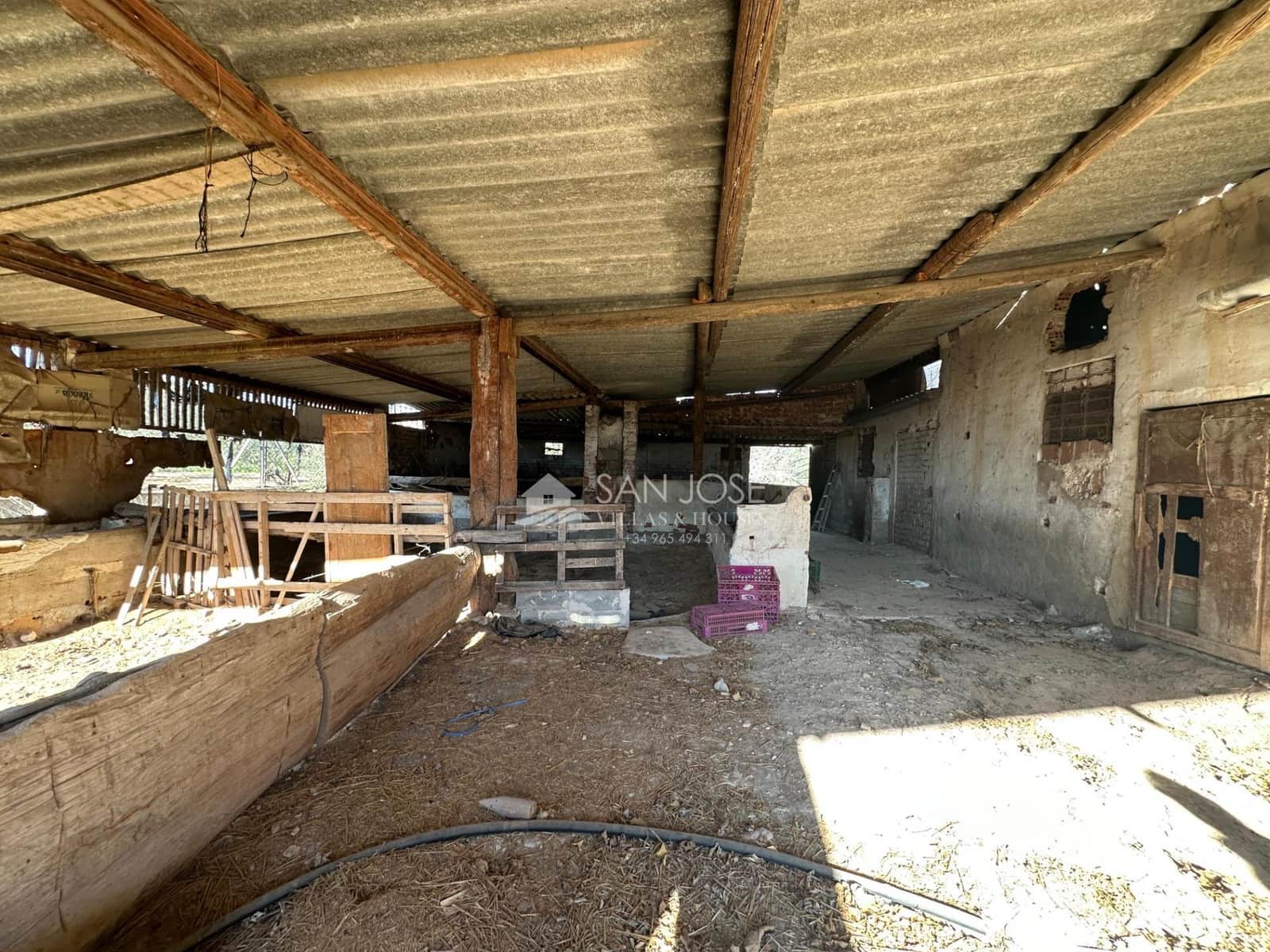 Chalet de 3 habitaciones en Aspe en venta con garaje - 200.000 € (Ref: 8900390)