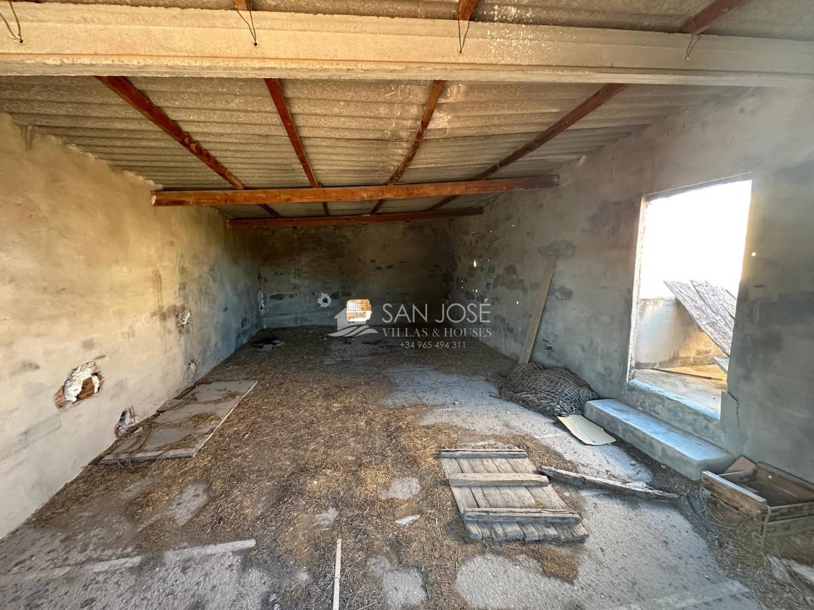 Chalet de 3 habitaciones en Aspe en venta con garaje - 200.000 € (Ref: 8900390)