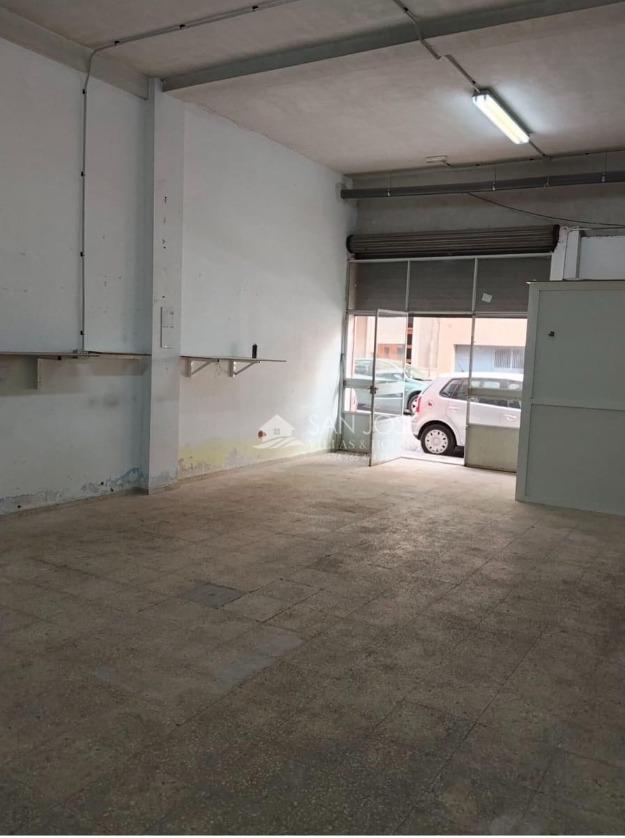 Erhverv til salg i Novelda - € 49.901 (Ref: 8932091)